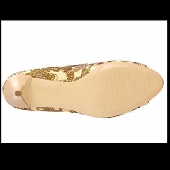 Ellen Tracy Women's Vanna Open-Toe Pump - Picture 7 of 7